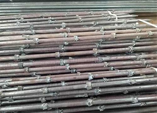 绥棱隧道钢花管